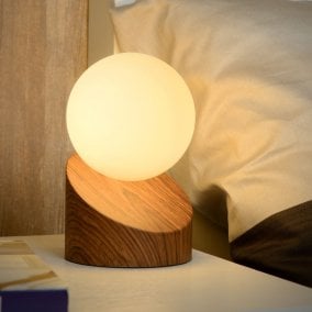 Schlafzimmerlampe als dekoratives Wohnaccessoire von click-licht