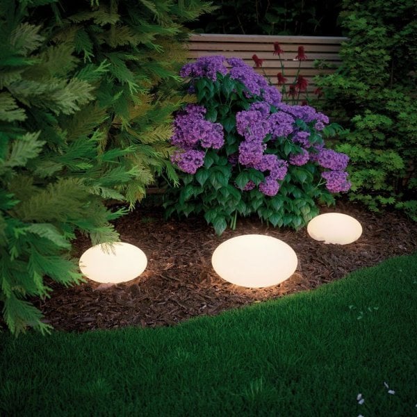 Mit einer dekorativen Beetbeleuchtung knnen Sie Ihren Garten optisch aufwerten.