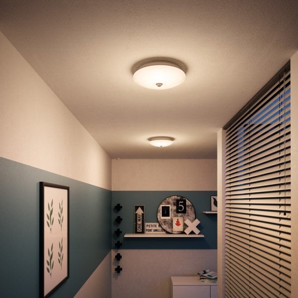 Flurlampen wie Deckenleuchten oder Spots sind für die Grundbeleuchtung im Flur zuständig.