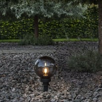 Schwarze Lampen | Gartenkugeln