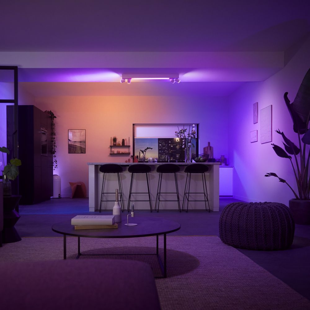 Philips Hue White & LED 5060731P7 Weiß + Philips Ambiance 4x Color 7... | | 15 Hue 27461700 Centris Spot in