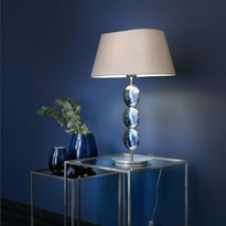Lampe aus Edelstahl
 | Dekorative Tischleuchten