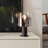 Boden | Wohnzimmer
 | Klassisch / Rustikale Tischlampen